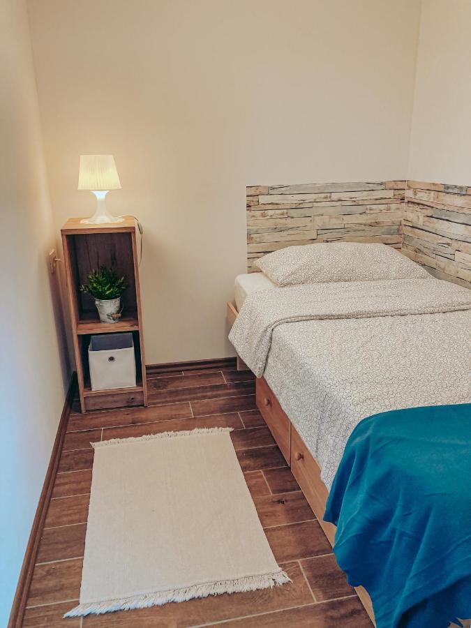 Apartments Ivanovic Idrija Bagian luar foto